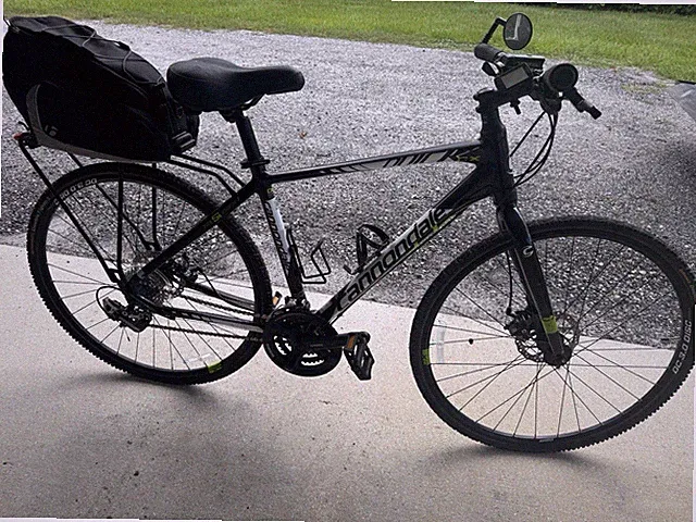 Cannondale Quick CX 700C M Hybrid Bike Aluminum Front Suspension Disc Brake